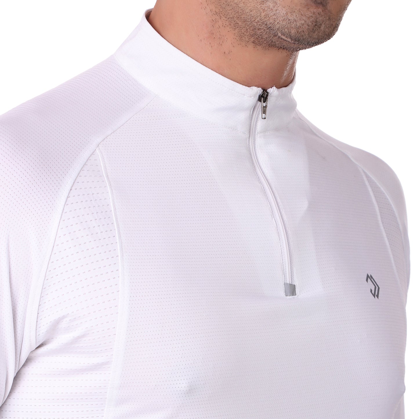 FULL SLEEVES TEE ESSENTIALS WHITE
